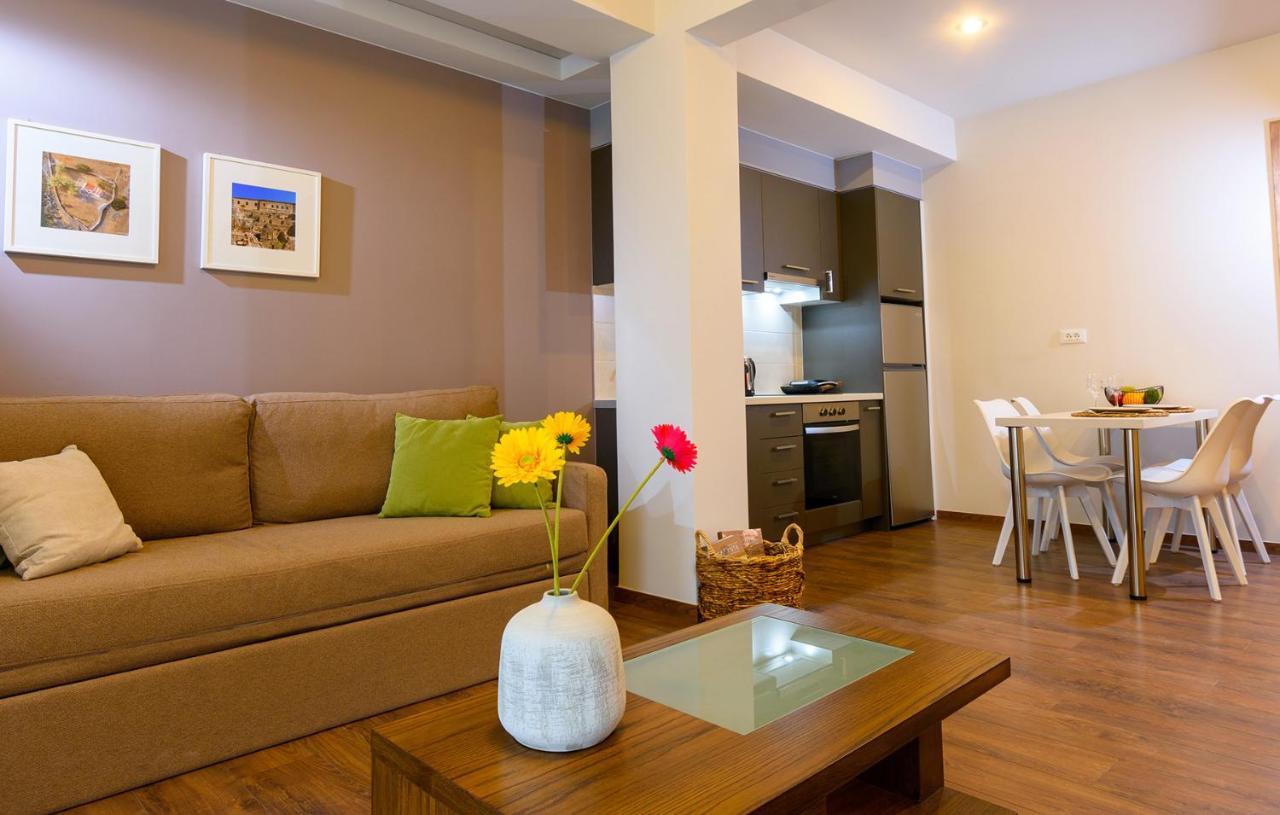 Elounda Colour Apartments מראה חיצוני תמונה